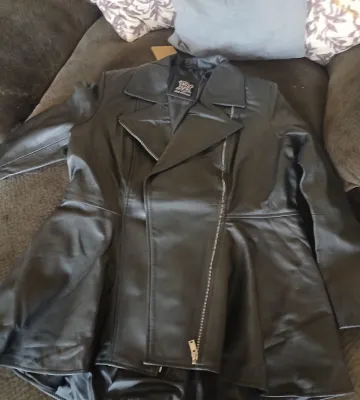 FJackets customer style — Diane Higgs