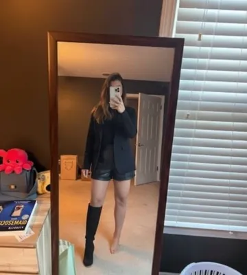 Customer photo review