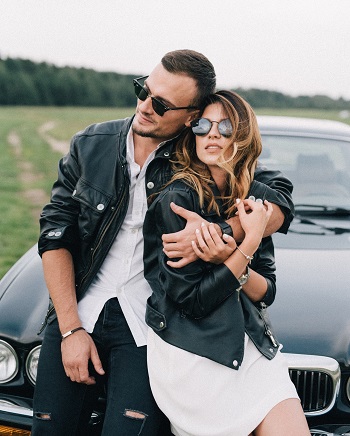 couple-leather-jackets.jpg
