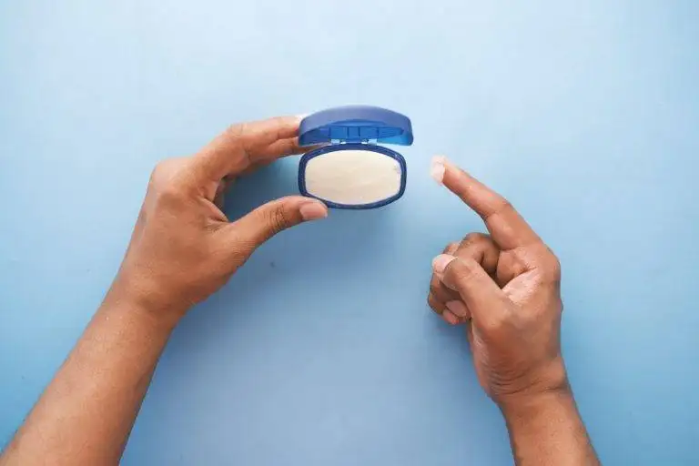 how-to-soften-the-leather-768x512.webp