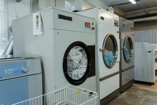 professional-cleaning-to-remove-bad-smell.webp professional-cleaning-to-remove-bad-smell.webp