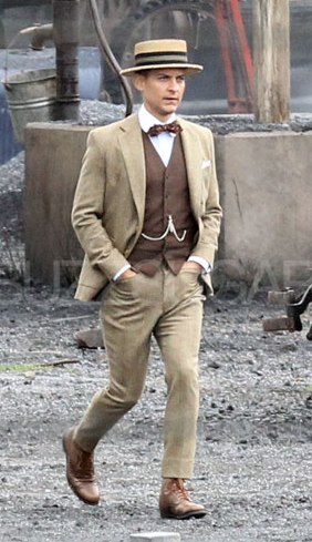 tobey-maguire-three-piece-suit.jpg tobey-maguire-three-piece-suit.jpg